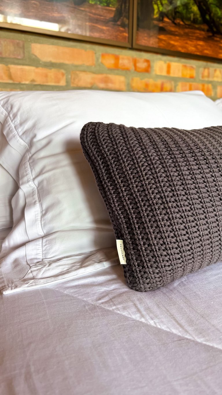 Cabana da Árvore | Hidro, lareira e deck privativo