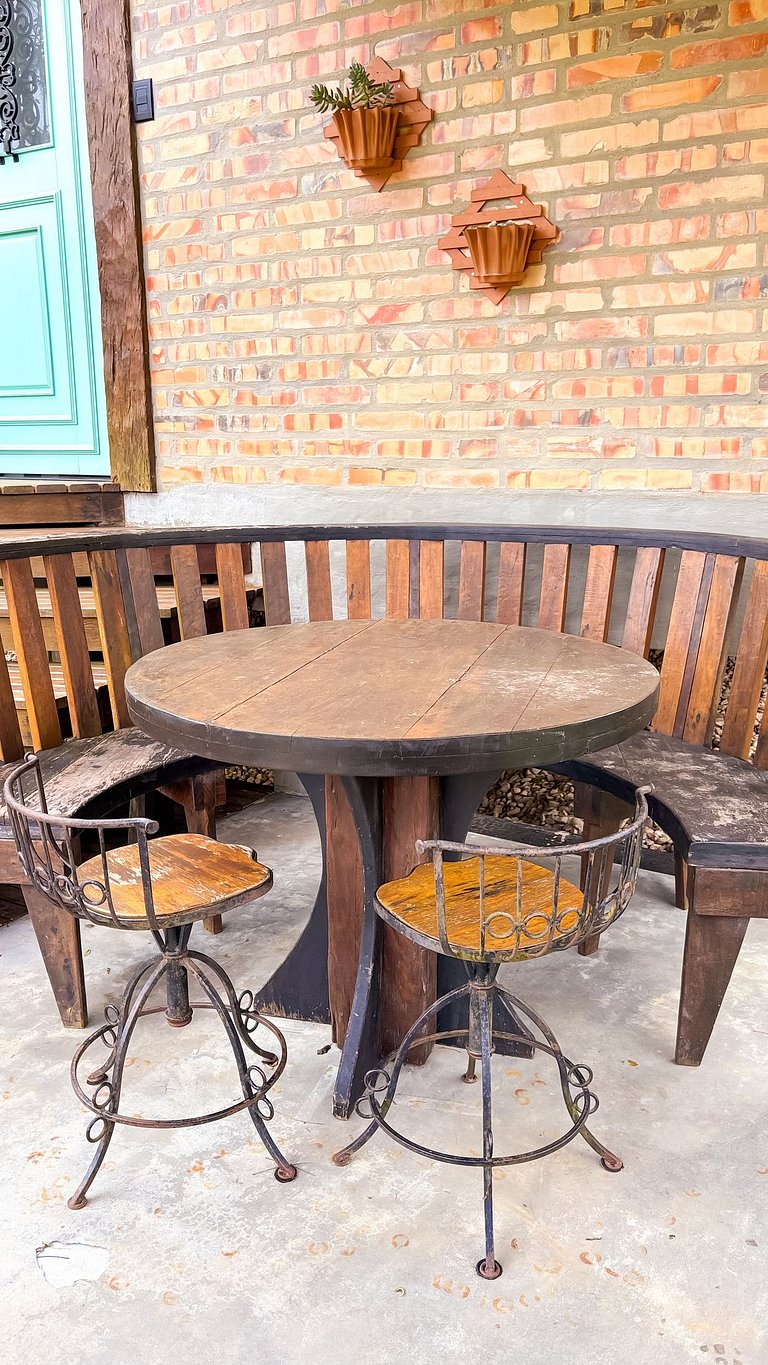 Cabana da Árvore | Hidro, lareira e deck privativo