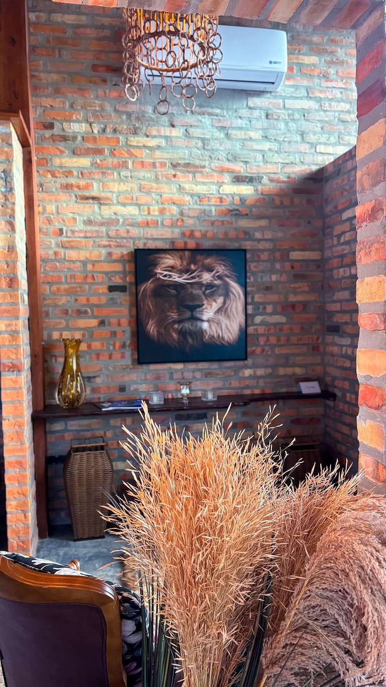 Cabana de Judá | Hidro, lareira e imersão