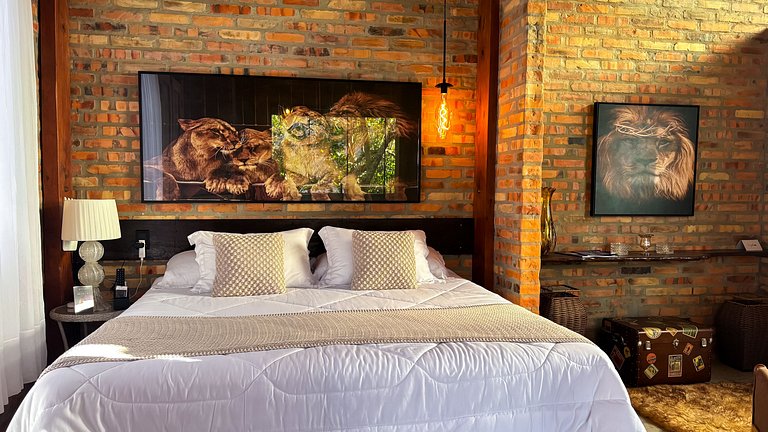 Cabana de Judá | Hidro, lareira e imersão