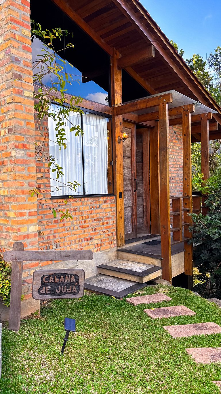 Cabana de Judá | Hidro, lareira e imersão