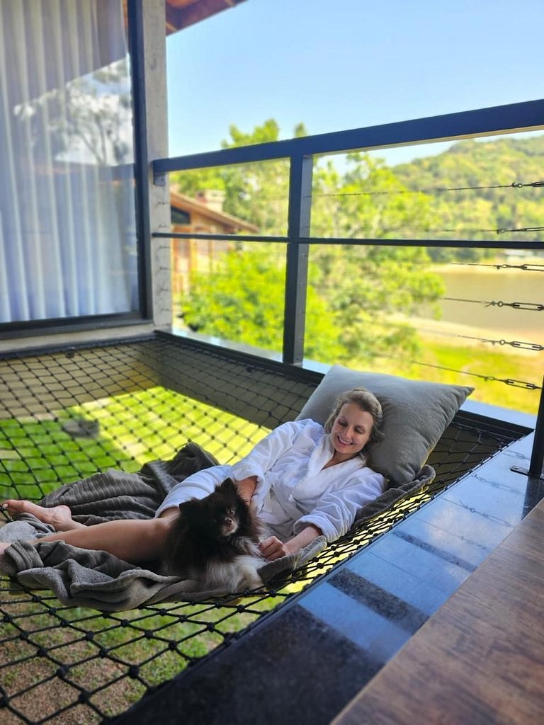 Cabana da Pedra | Hidro, rede suspensa e lareira