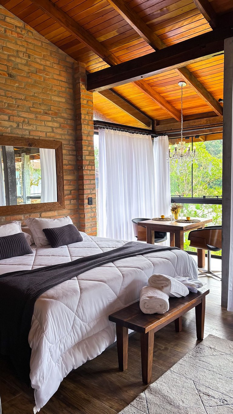 Cabana da Pedra | Hidro, rede suspensa e lareira