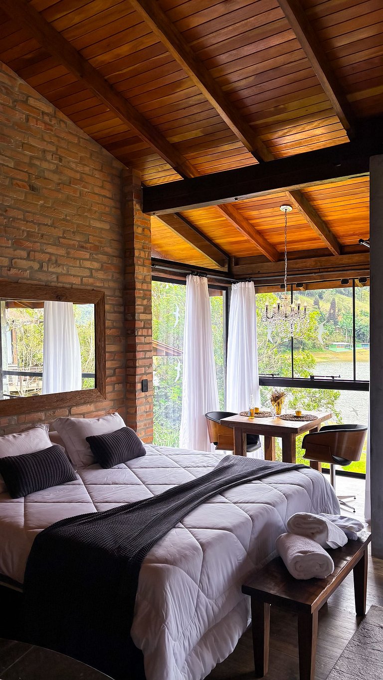 Cabana da Pedra | Hidro, rede suspensa e lareira