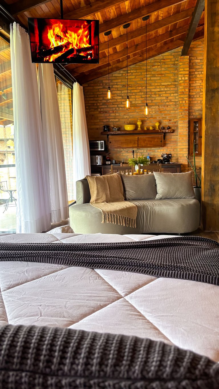 Cabana da Pedra | Hidro, rede suspensa e lareira