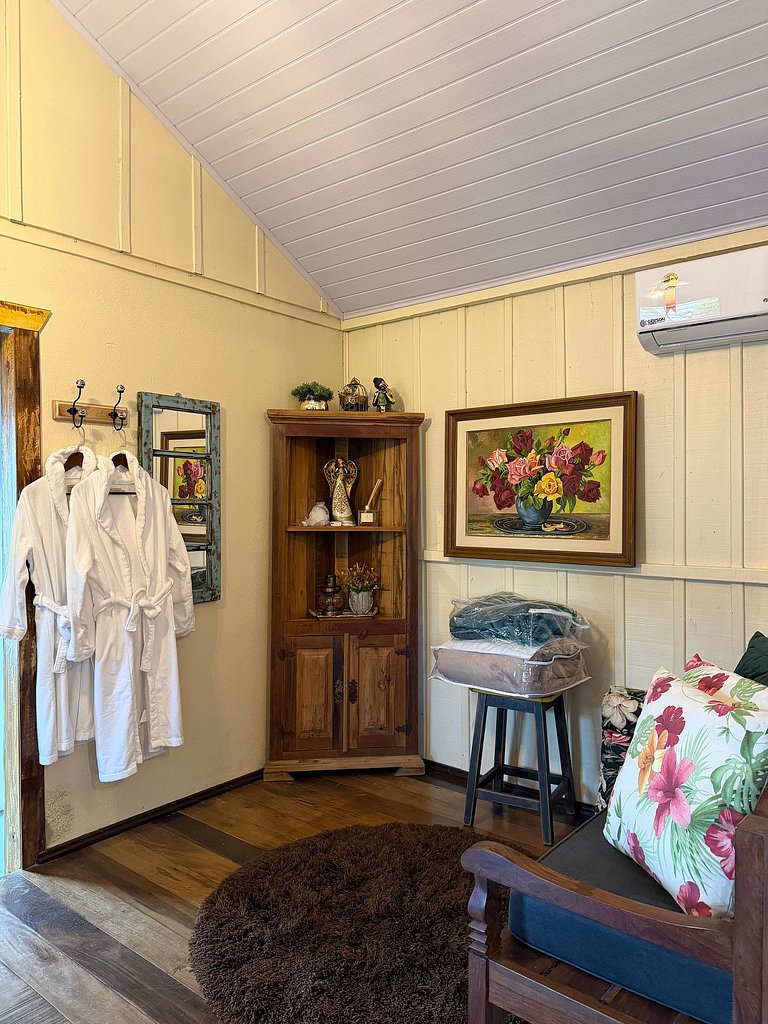 Cabana Primavera | Hidro, lareira e intimista